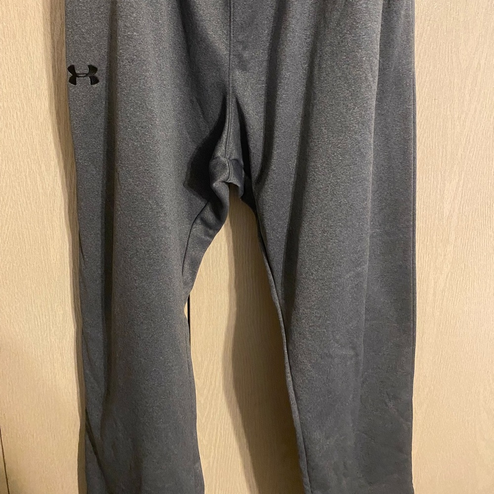 Grey Under Armour sweat pants 2XL
